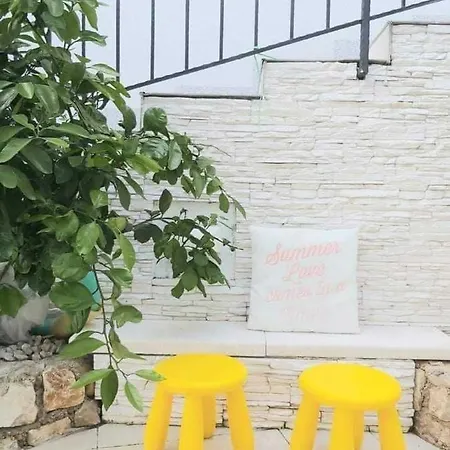 度假居 House Nani 玛里纳